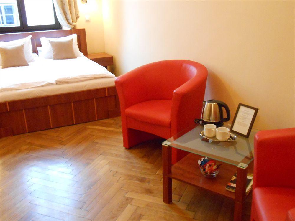 Tango House Bed & Breakfast Krakow Exterior photo