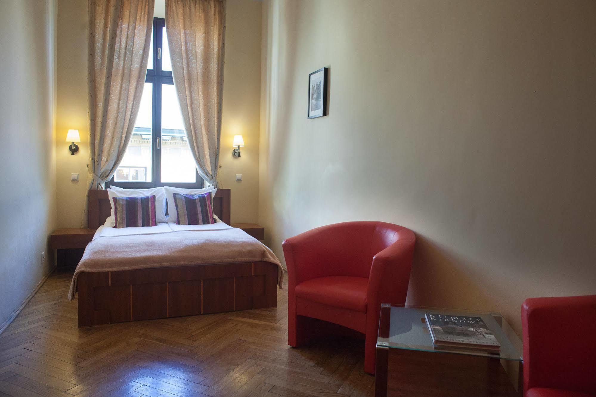 Tango House Bed & Breakfast Krakow Exterior photo