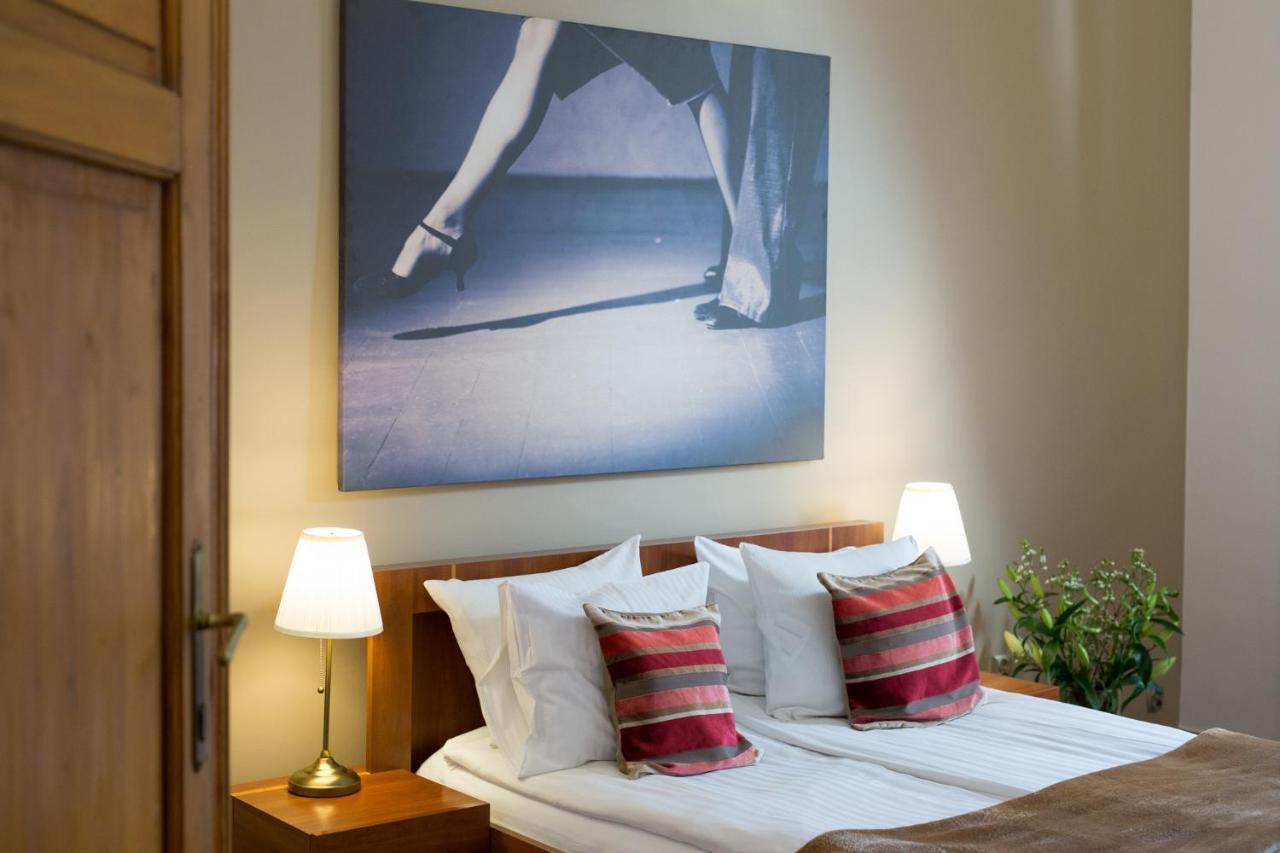 Tango House Bed & Breakfast Krakow Exterior photo